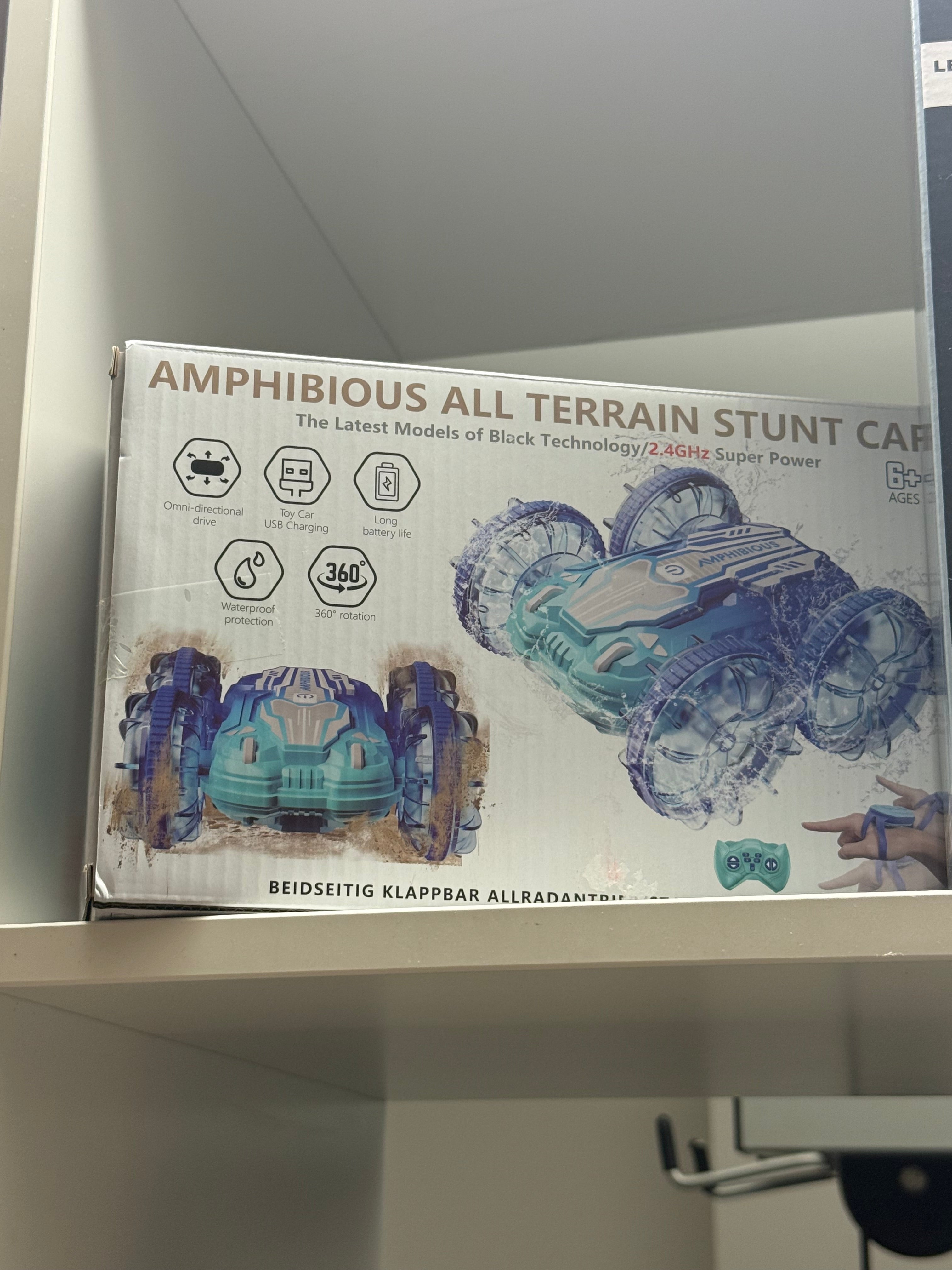Ferngesteuertes Auto