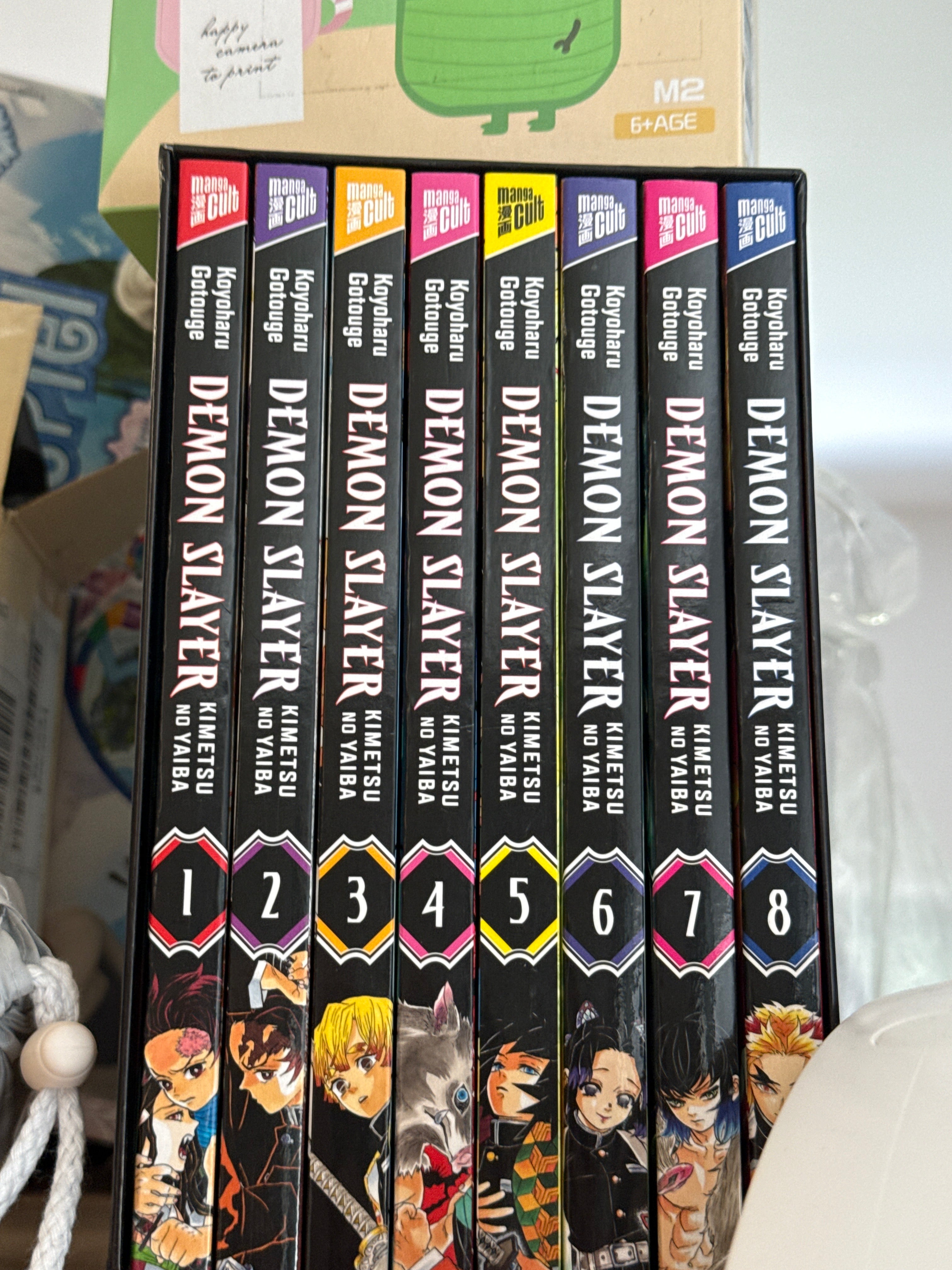 Demon Slayer 1 bis 8 neuwertig