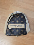 Handtasche in Rucksackoptik