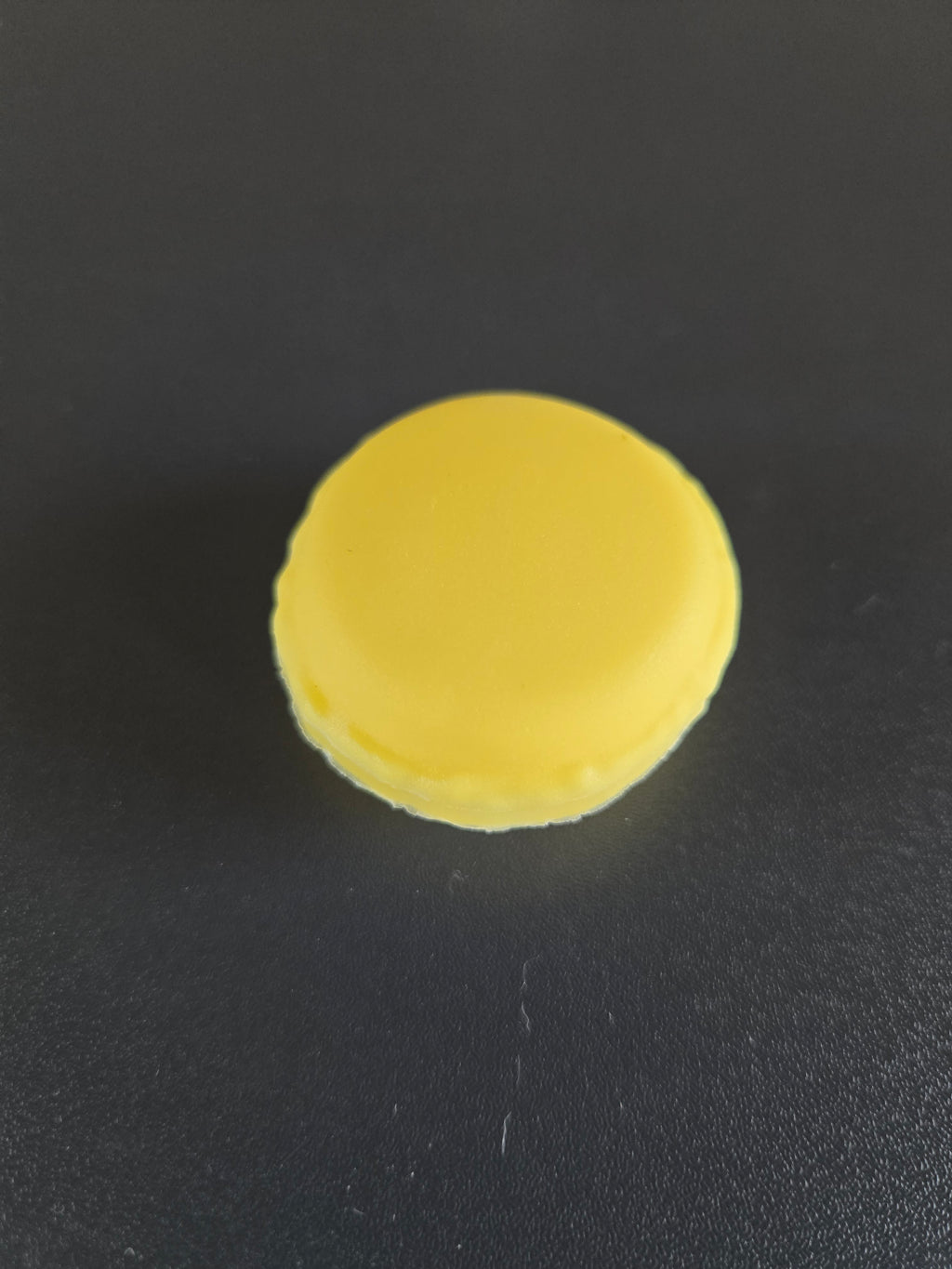 Mini Macaron Dose