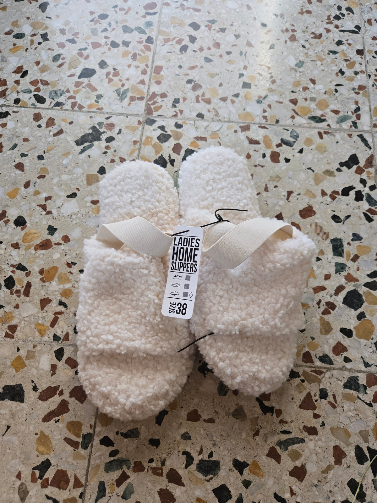 Weiße Home Slippers